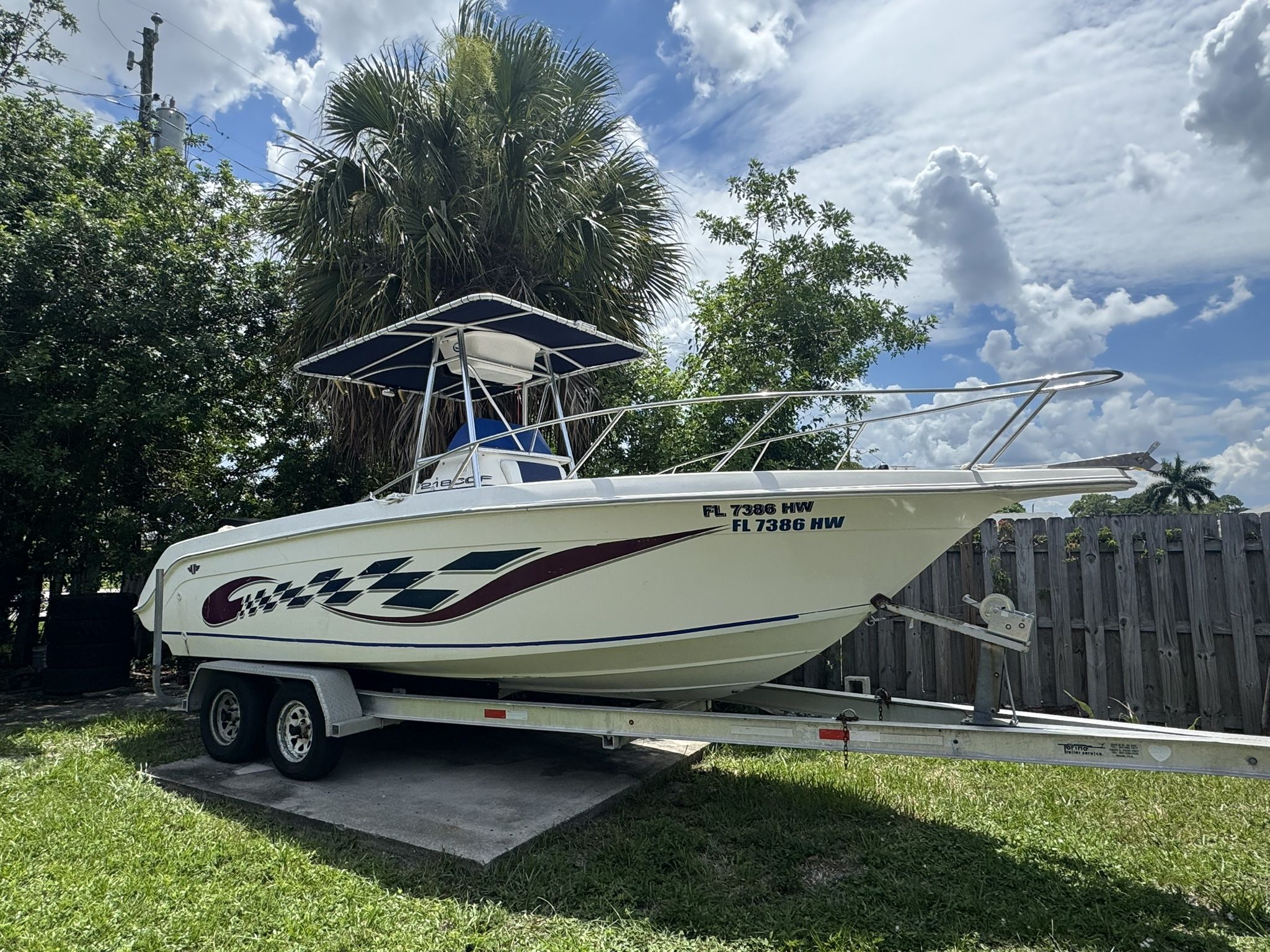 Wellcraft 22ft Center Console