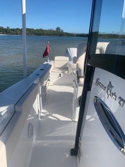 Detaling  boat