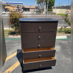 5 Drawer Dresser 