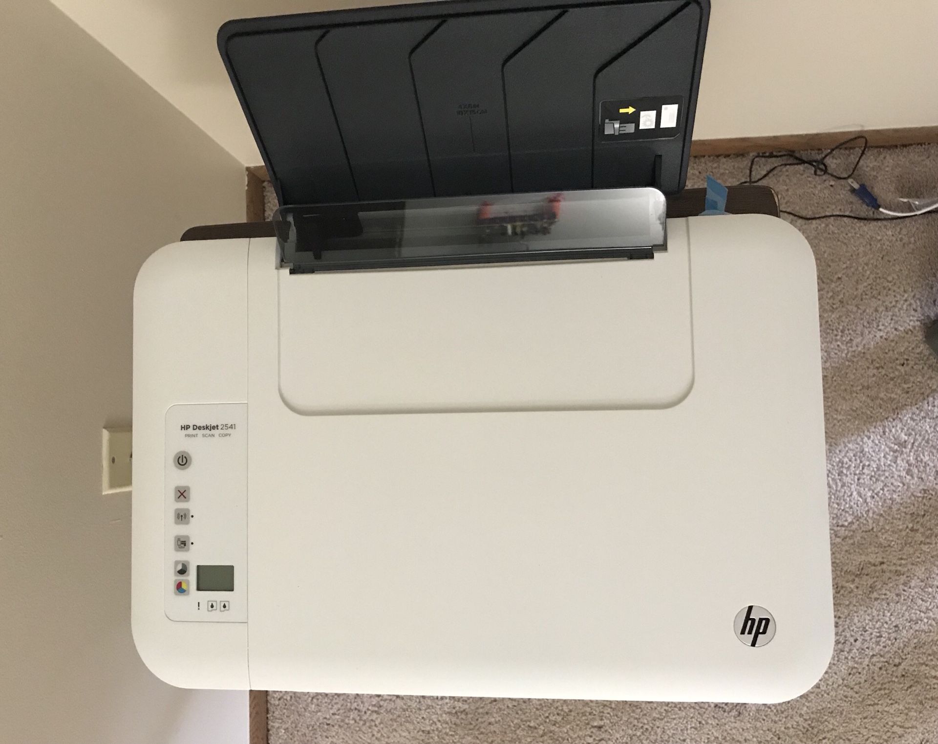 HP Deskjet 2541 All in one Printer / Copier / Scanner