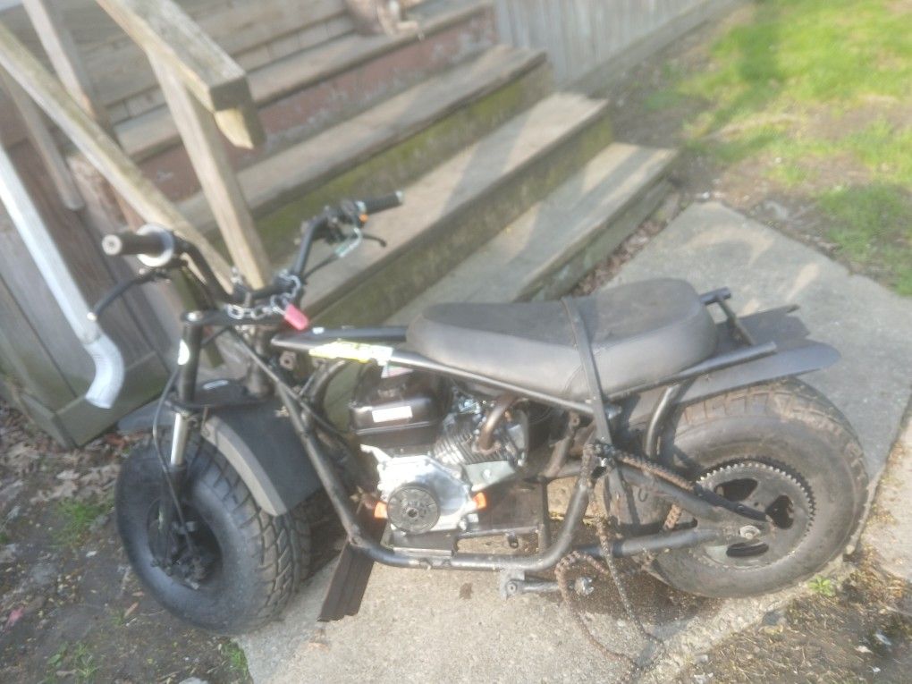 Mega Moto 212cc