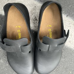 Birkenstock New With Box Size 40 Mans 