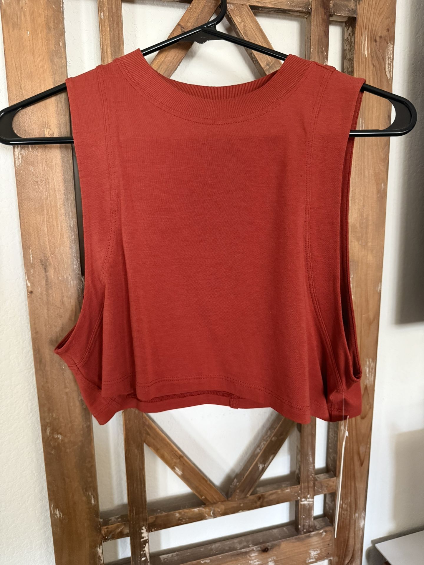 Lululemon All Yours Crop Tank NWT Size 2