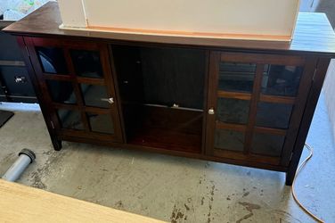 Entertainment center