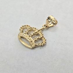 14kt Gold Crown Charm 👑 
