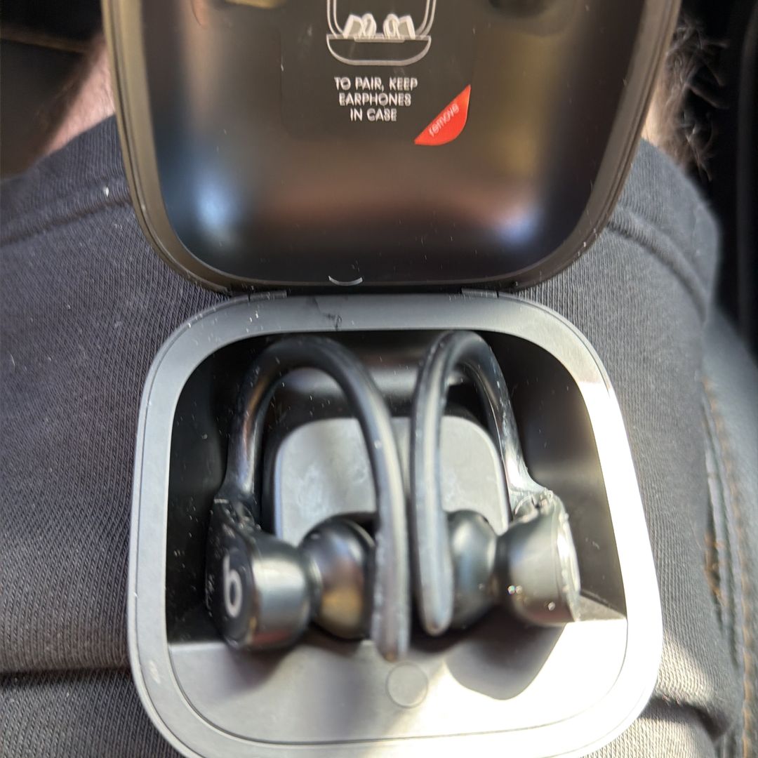 Beats By Dre - Powerbeats Headphones