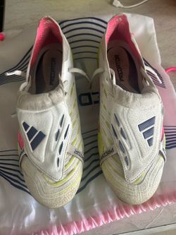 Adidas Predator size 8