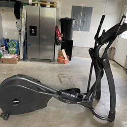 Elliptical- Smooth Fitness CE 3.2