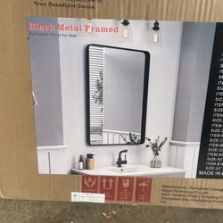 Black Frame Mirror 