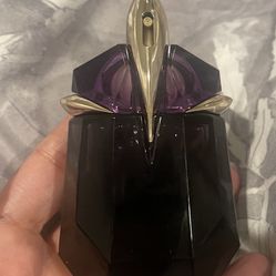 Alien Perfume 30 Ml Brand New