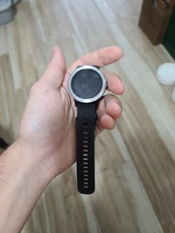 Garmin VivoActive 3 (No Charger)