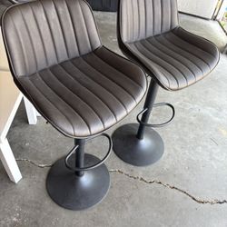 Bar stools (2)