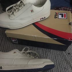 Lnew Leather Fear Tennis Shoes Size 10 1/2 Only $40 Firm