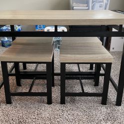 5 Piece Dining Room Table Set