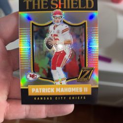 Panini Zenith The Shield Prizm Patrick Mahomes Case Hit
