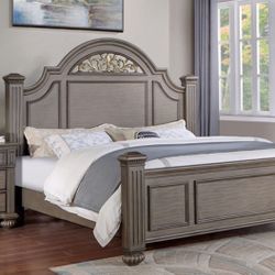 4pc Queen Bed Set - Bed Dresser Mirror Nightstand
