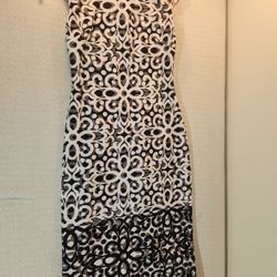 Sleeveless b&w dress