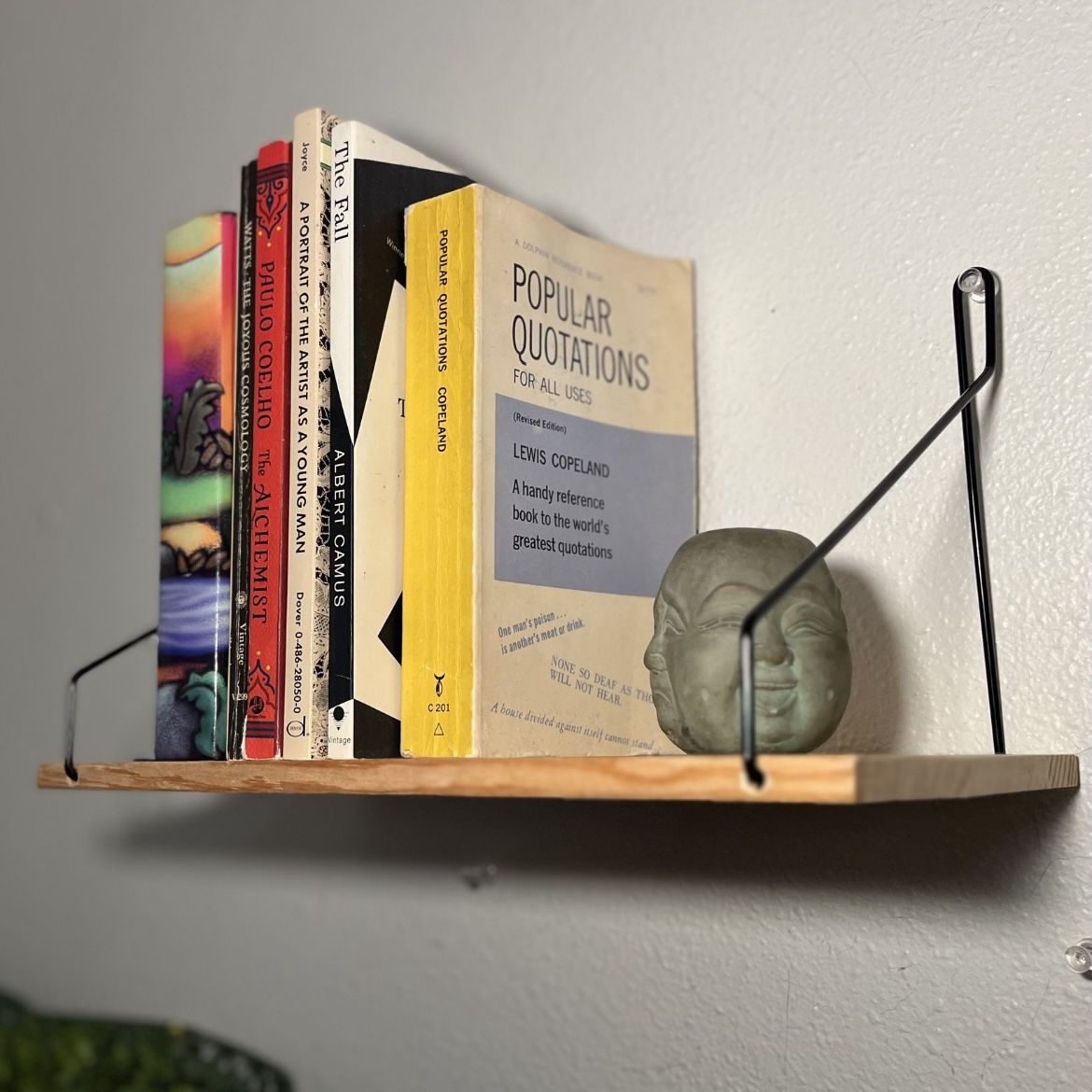 Floating Bookshelves 