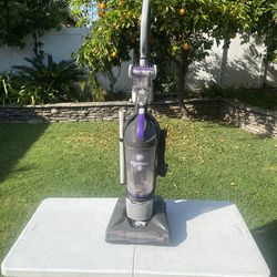 Very Good Condition Dirt Devil Powermax Canister Vacuum