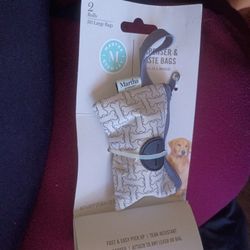 Martha Stewart Dispenser And Waste Bags