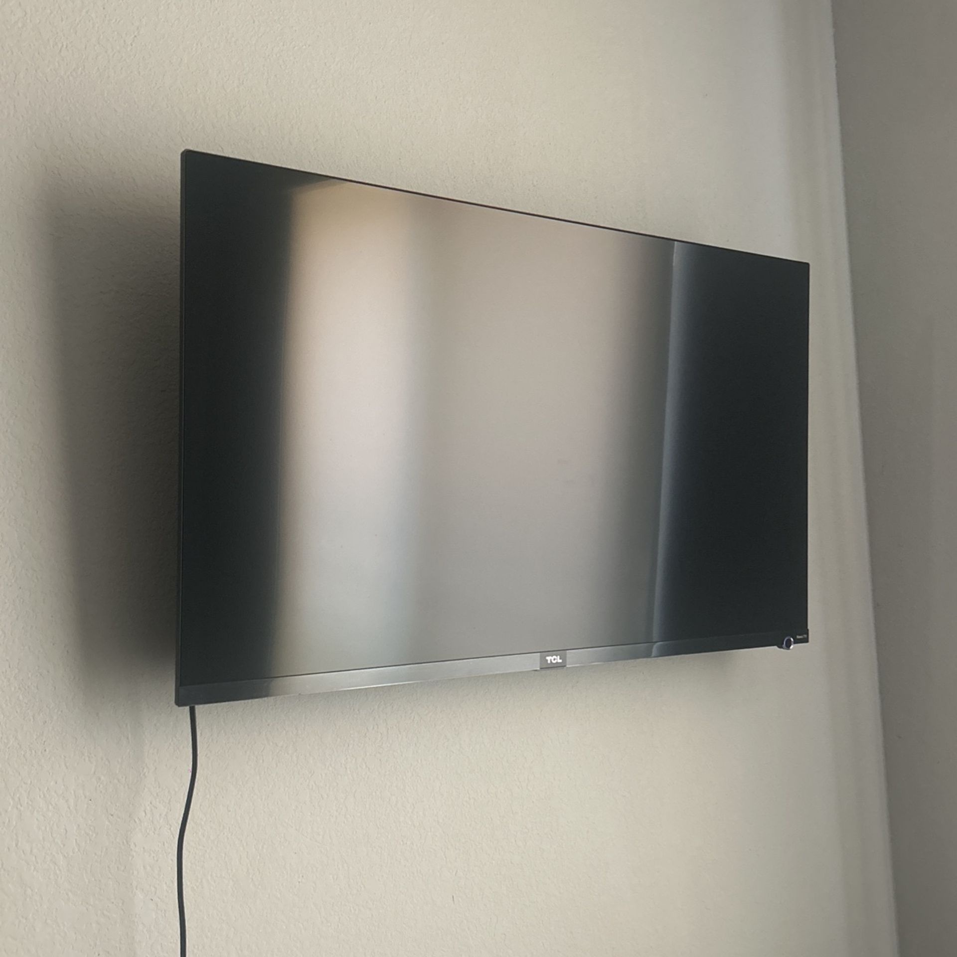 43 Inch TCL TV
