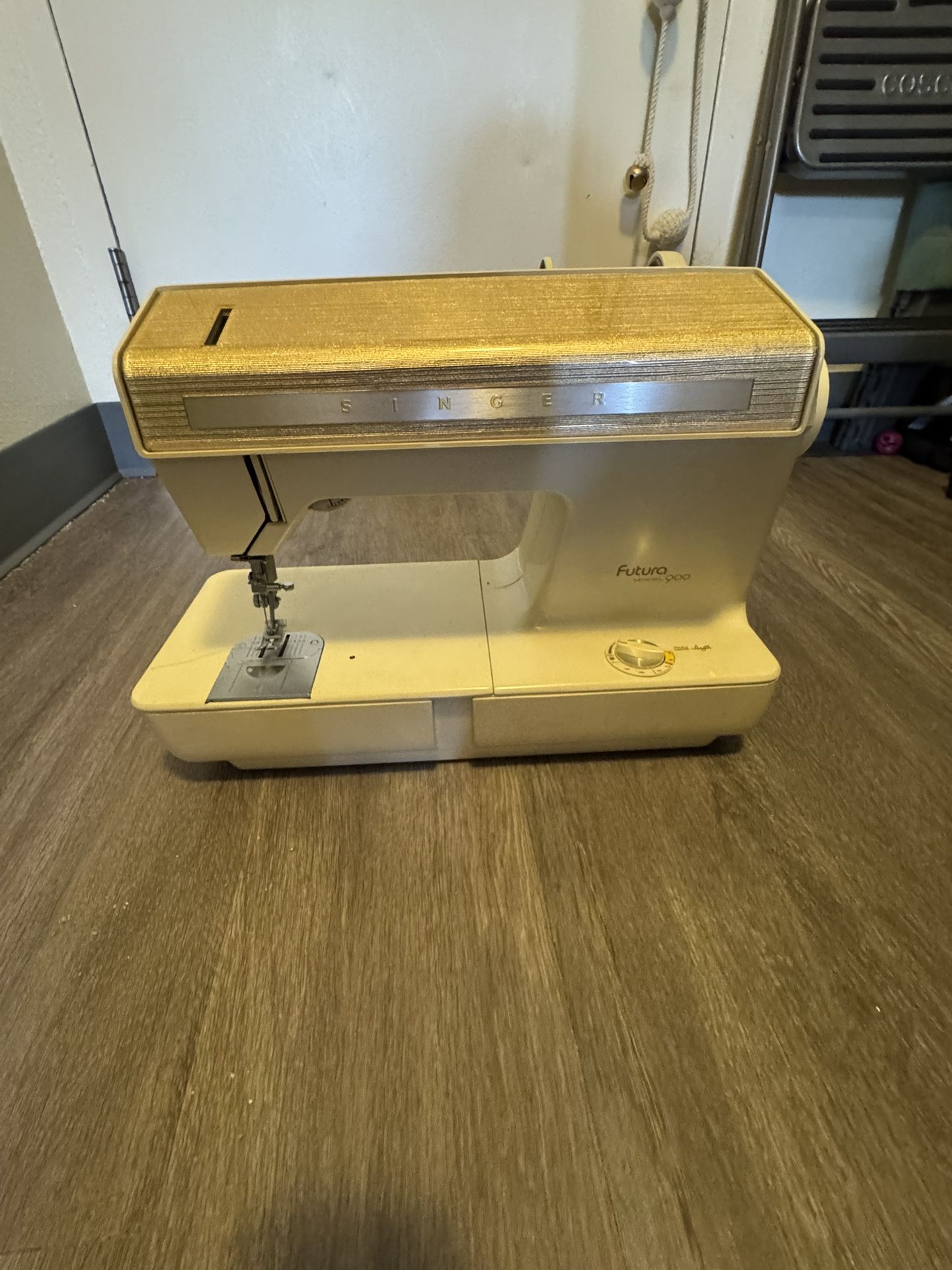 Singer Sewing Machine