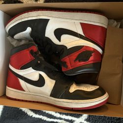 Wmns Air Jordan 1 Retro High 'Satin Black Toe' – Size US 10 W (US 8.5 M) 