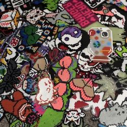 Mystery packs 15 perler total