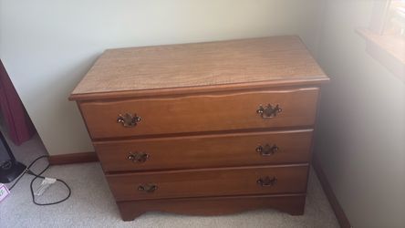 Dresser 3 drawer