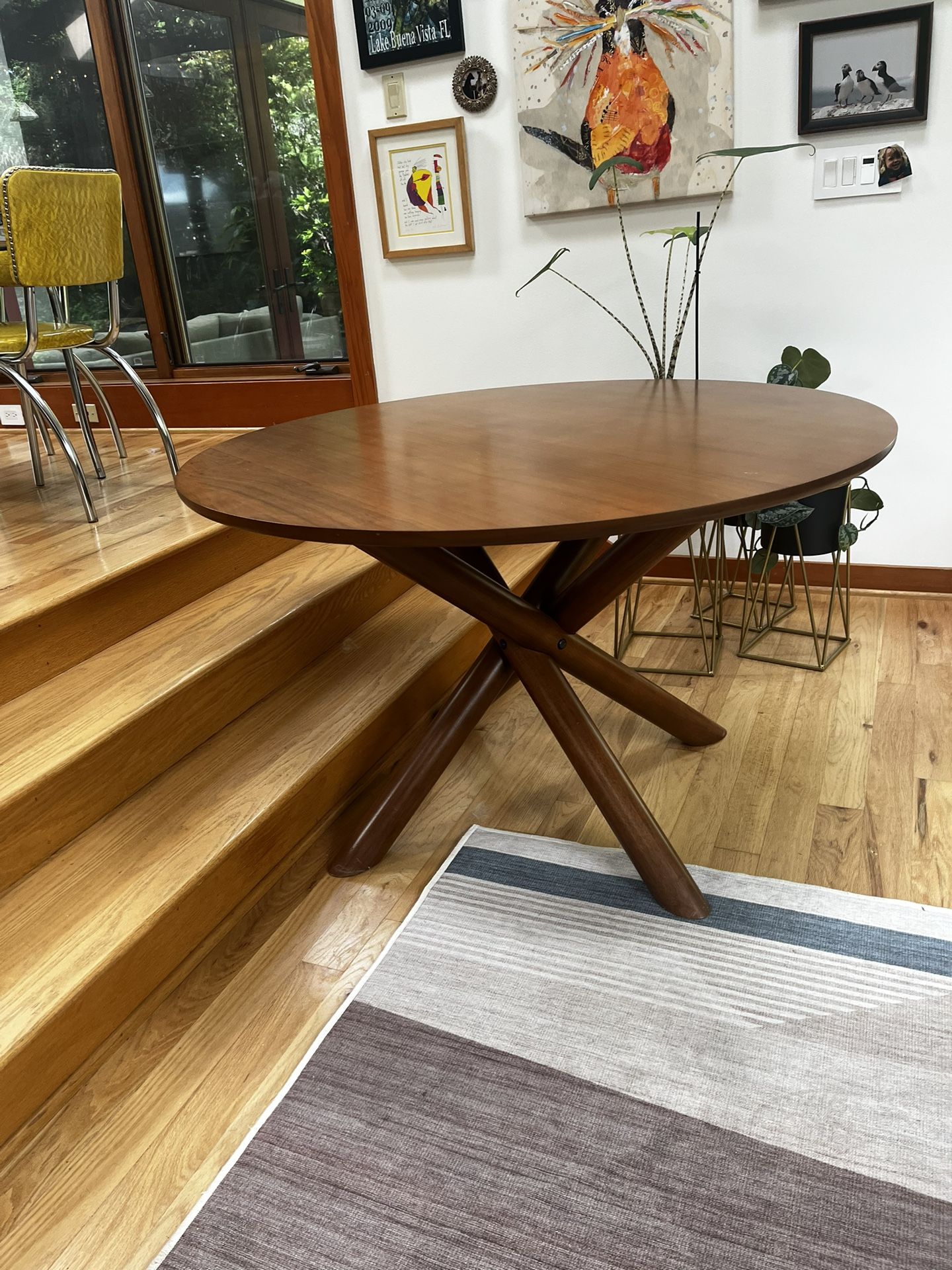 West Elm Jax Round 48” Dining Table