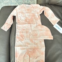 NWT Gown + Hat Set For baby girl size 3 months 