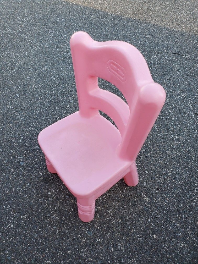 Little tikes store pink rocking chair