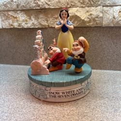 Collectible  Disney Music Player Snow White And The seven Dwarfs 