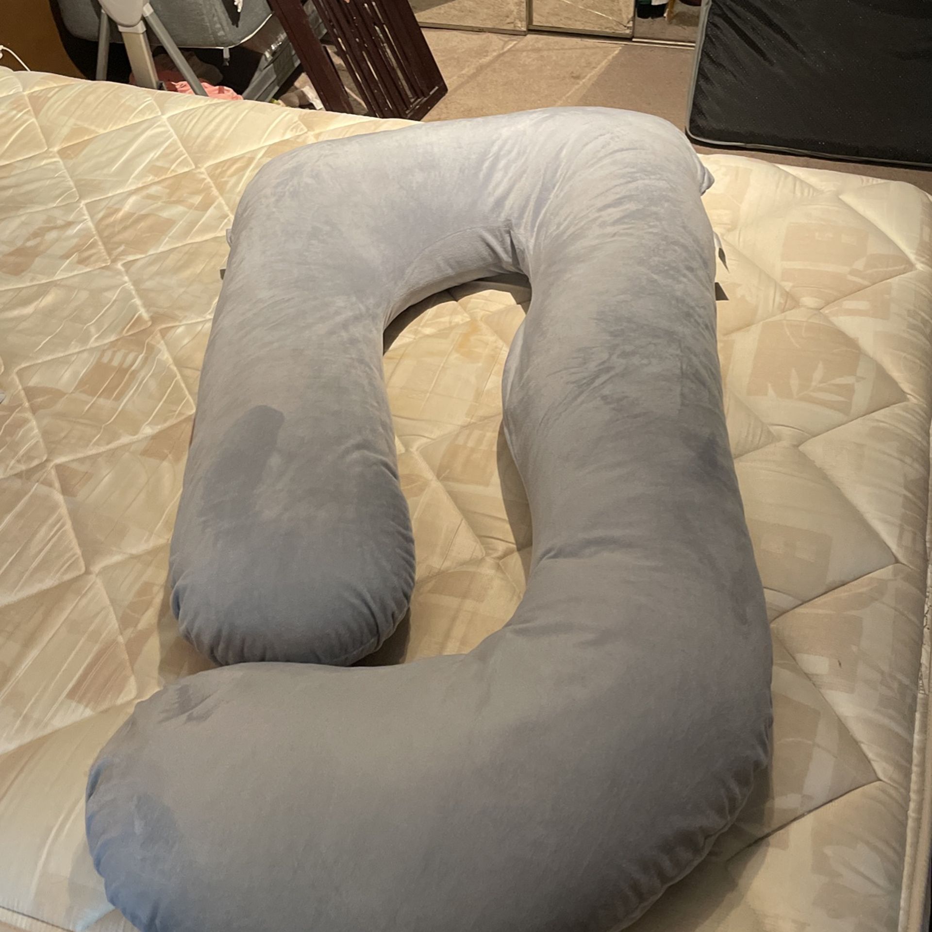 Pregnancy Pillow