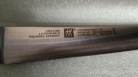 ZWILLING 8" Carving/Slicing Knife, Professional "S" Series