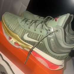 Nike Gt Jump 2 