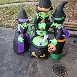 3 Witch Halloween Light Up Decorations 