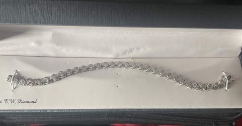 1/2 CTTW Diamond Bracelet