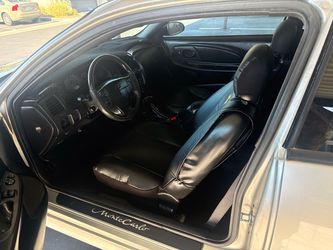 2005 Chevrolet Monte Carlo
