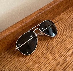 Aviator Sunglasses | Dark Lens
