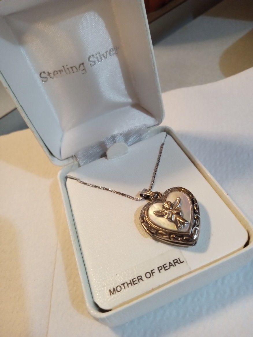 Mother Of Pearl Necklace