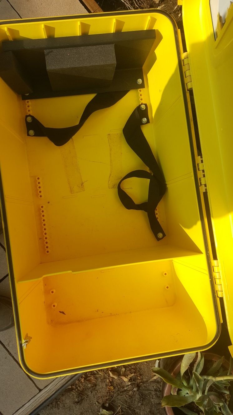 Storage bin - Yellow