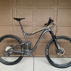 Giant Trance 29er Mountain Bike XL Size 