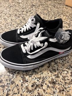 Men’s Vans skateboard shoes