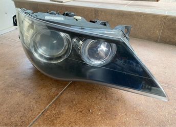 BMW E63 E64 645  650i FRONT passenger Side  HEADLIGHT XENON