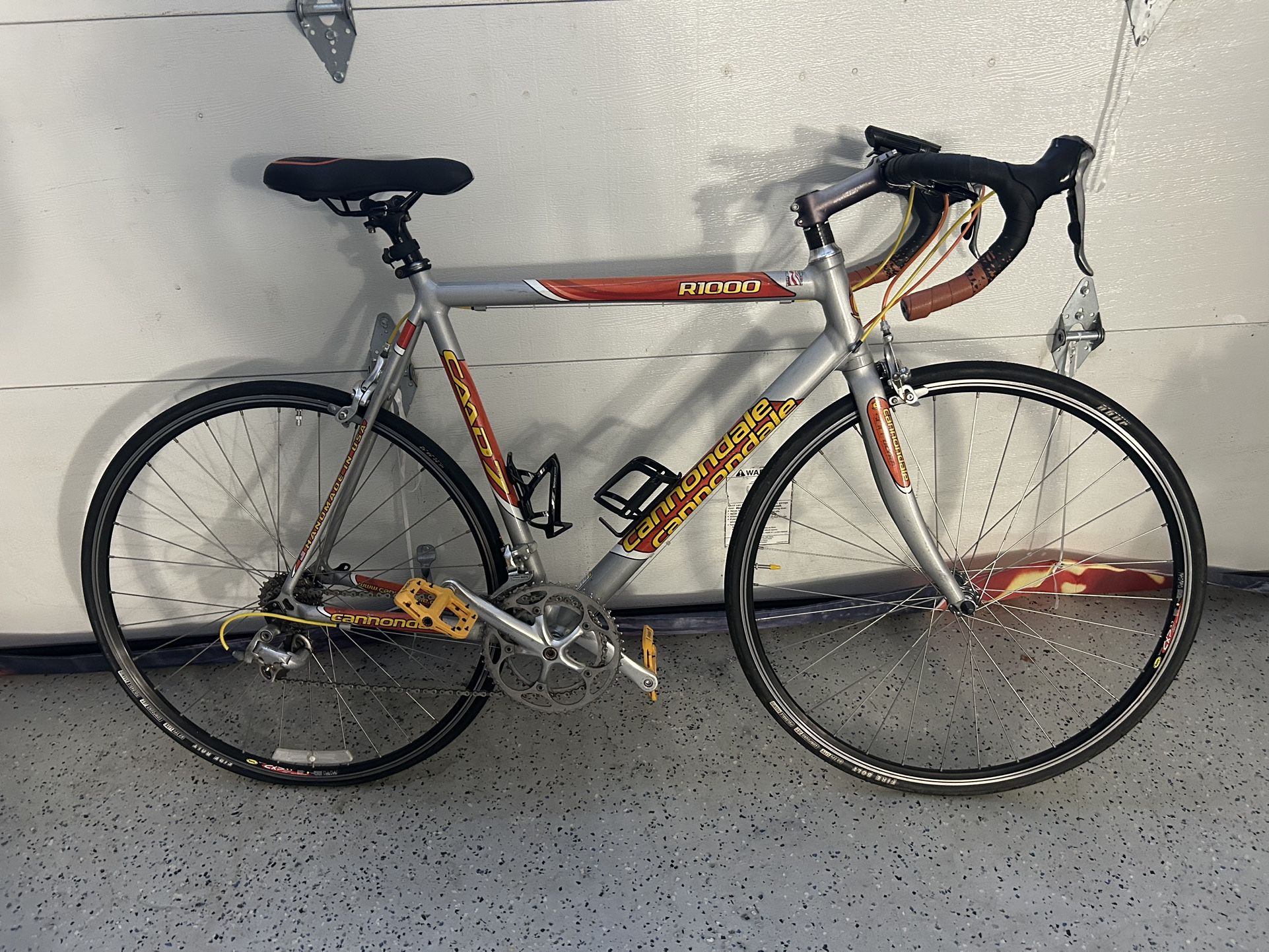 Cannondale R1000 CAAD7 Road Bike 