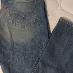 Women's Jeans Size 11 Like New By Levi's 