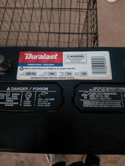 DURALAST CAR BATTERY LIKE NEW
