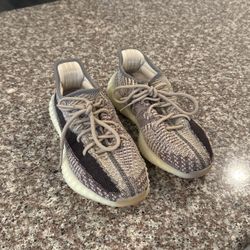 Yeezys Zyon 6.5