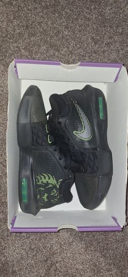 Nike Lebron James Black Green Shoes